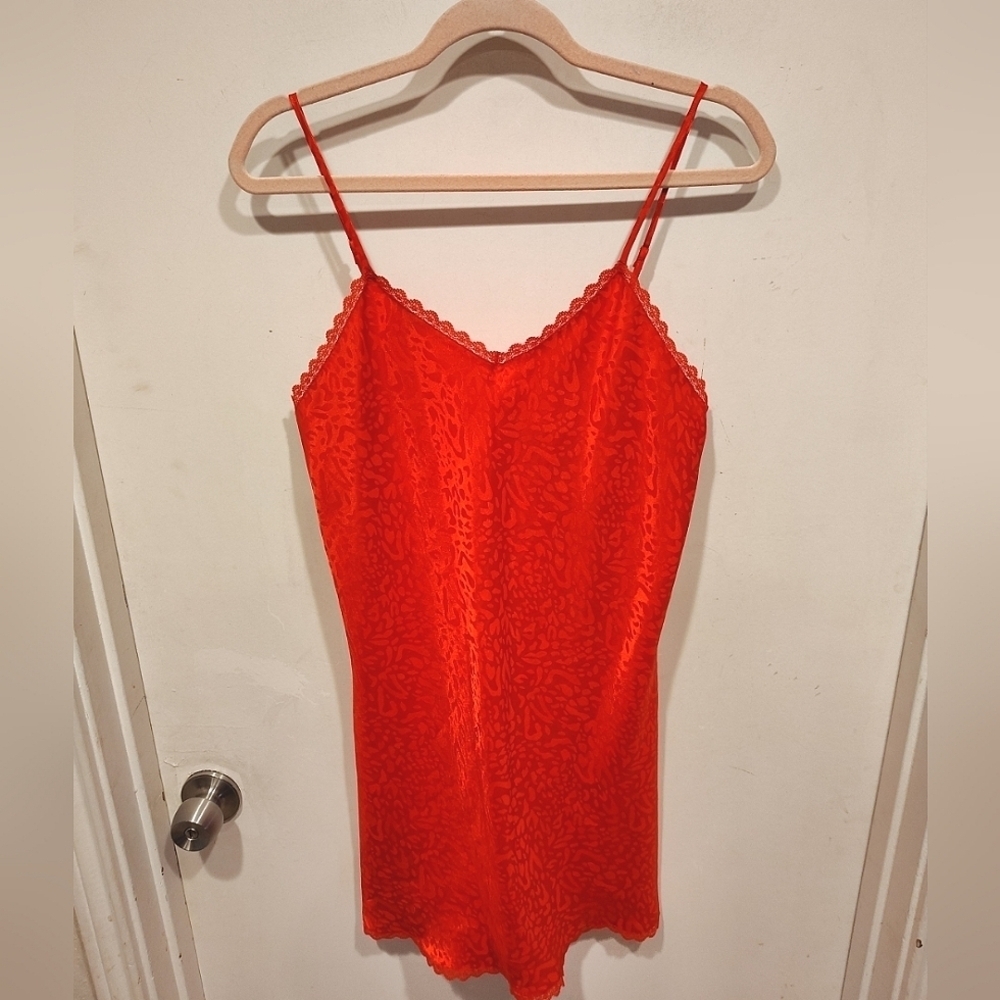 Cacique Lingerie Red Satin Animal Print Slip Dress Nightgown Sz M Y2K Romantic
